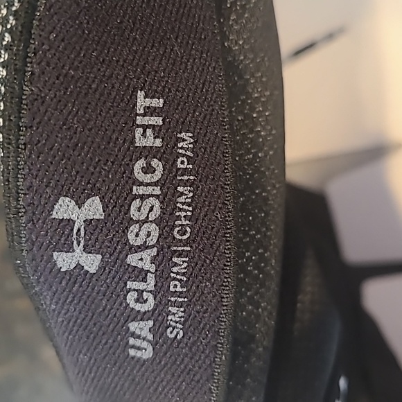 Brand New Under Armor Hat. - Picture 3 of 7